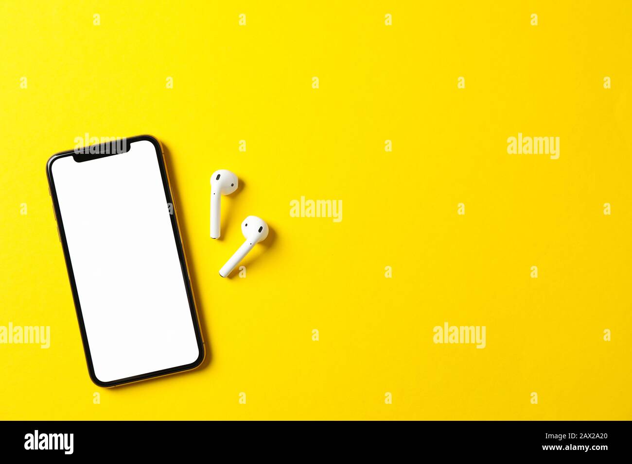 Featured image of post The Best 23 Blank Background Yellow Screen