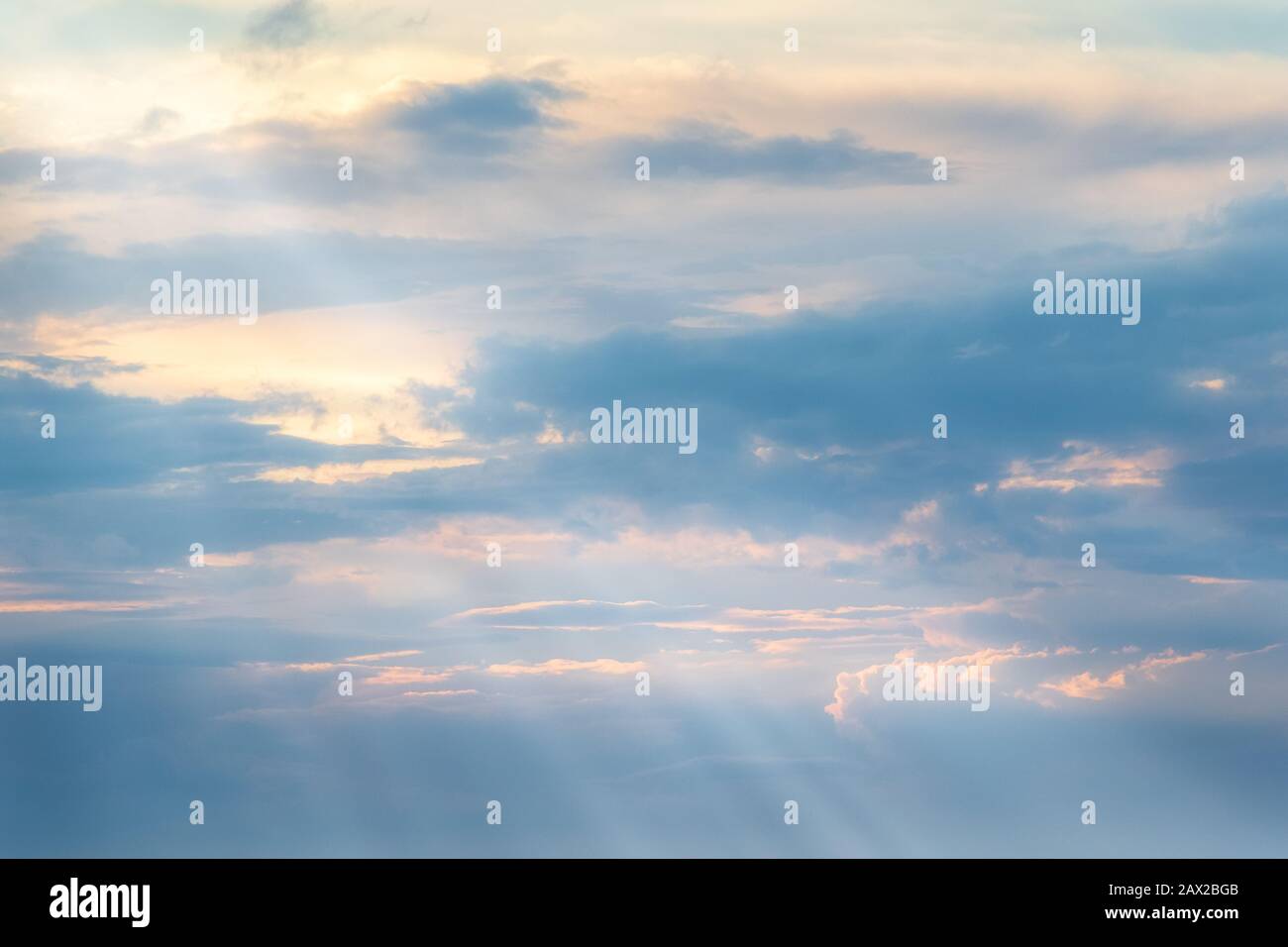 Beautiful sky clouds sun rays hi-res stock photography and images - Alamy