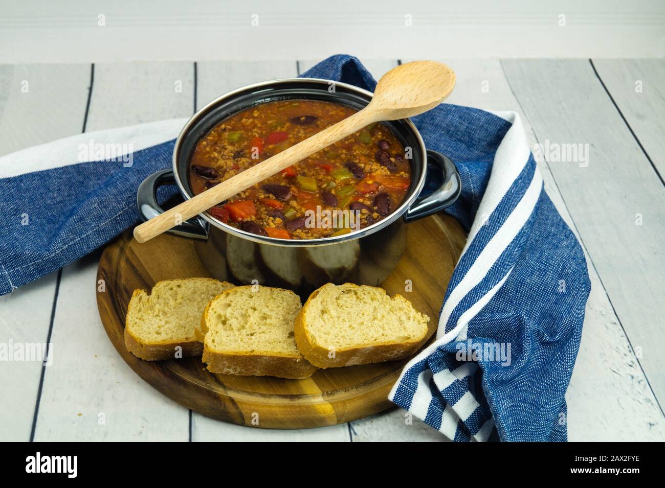 Chili con Carne with Beef kidney beans and spices Stock Photo Alamy