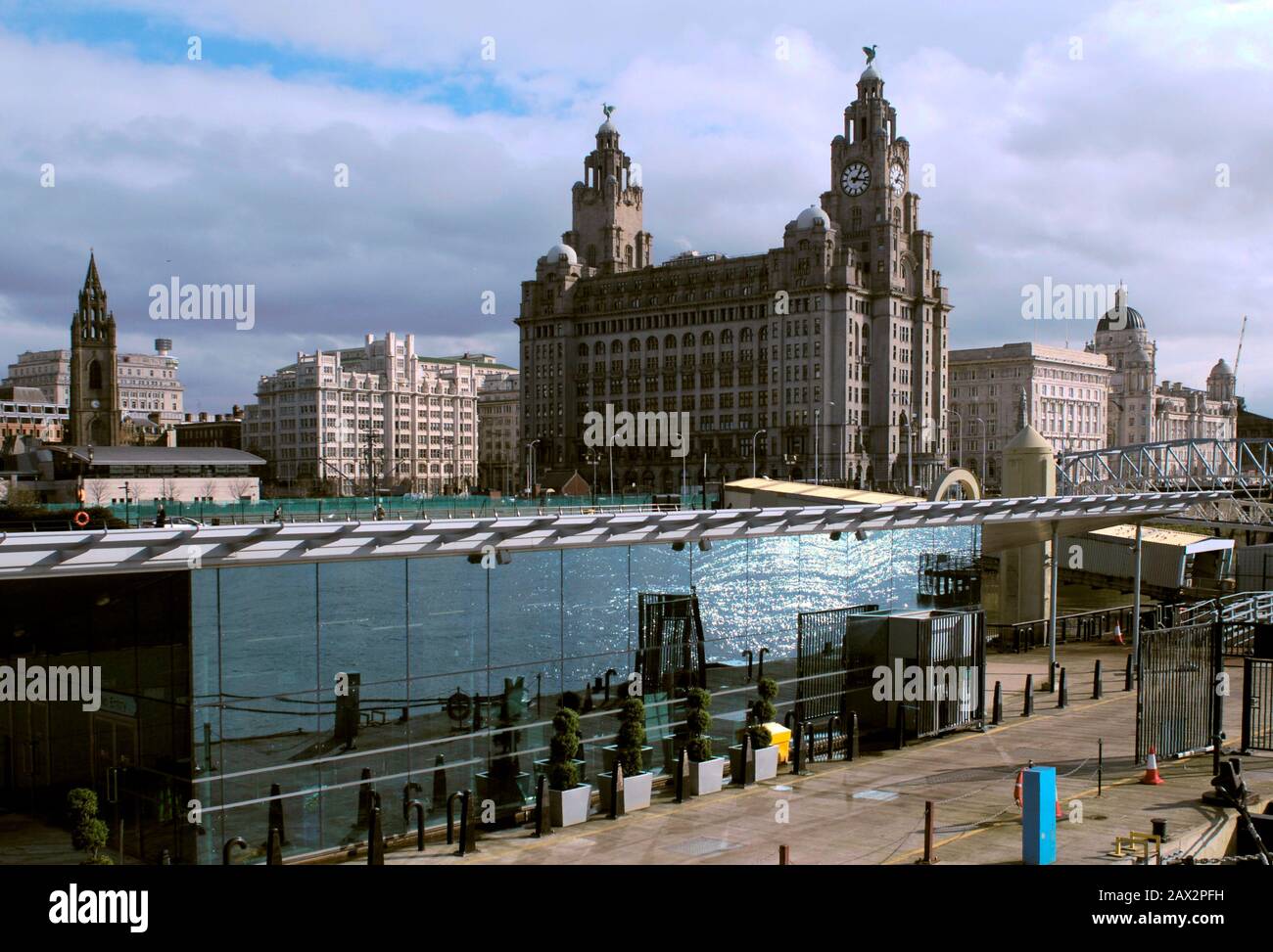 AJAXNETPHOTO. 2012. LIVERPOOL, ENGLAND. - LIVERPOOL ROYAL LIVER, CUNARD AND PORT AUTHORITY BUILDINGS SEEN FROM NEW CRUISE TERMINAL. PHOTO: JONATHAN EASTLAND/AJAX REF: D2X122902 2106 Stock Photo