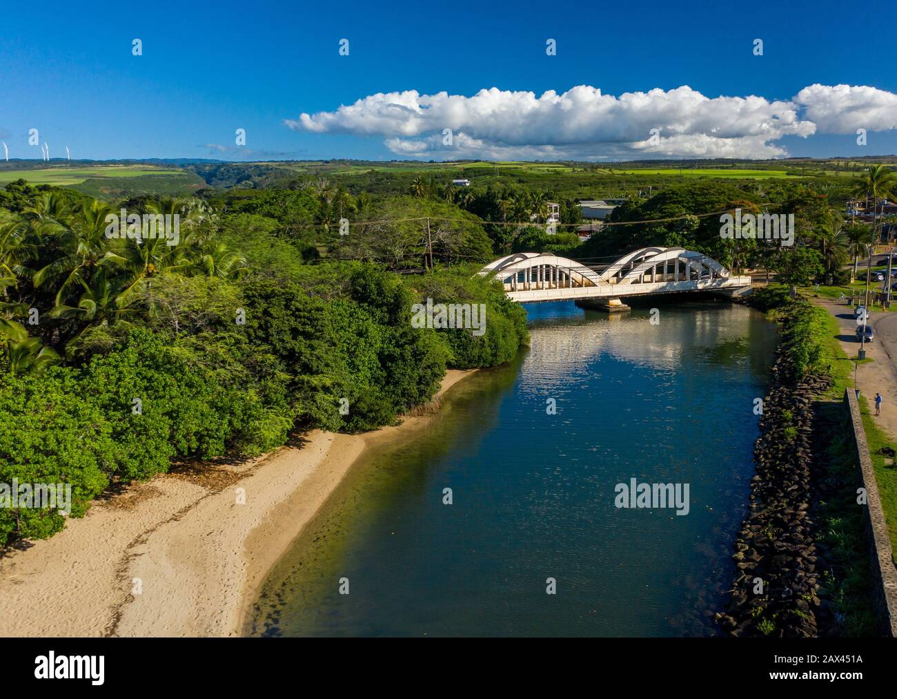 Arched road hi-res stock photography and images - Alamy