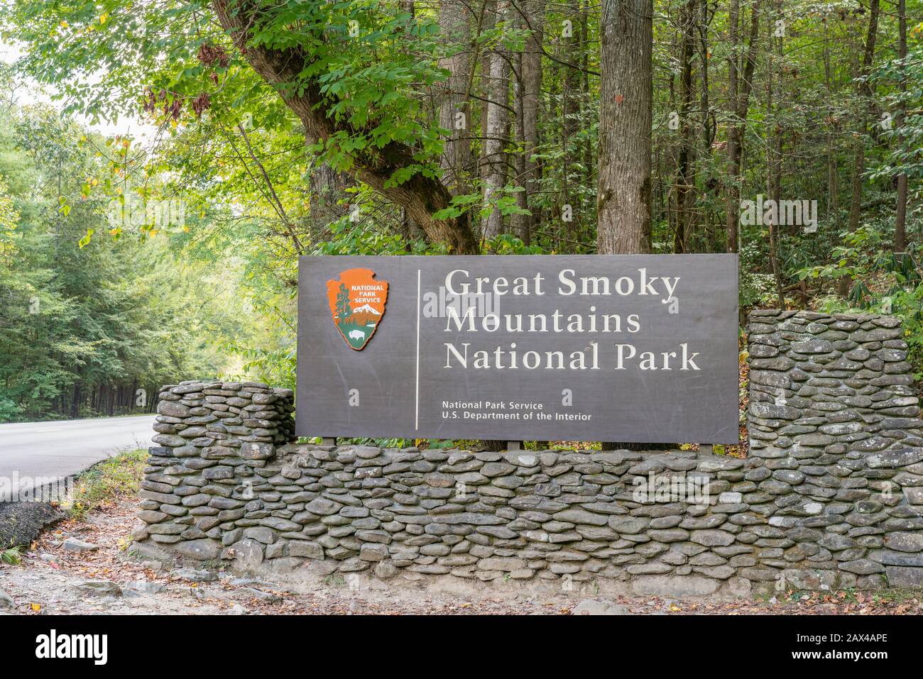 Gatlinburg, TN - October 9, 2019: Entrance Sign along the road in Smoky Mountains National Park Stock Photo