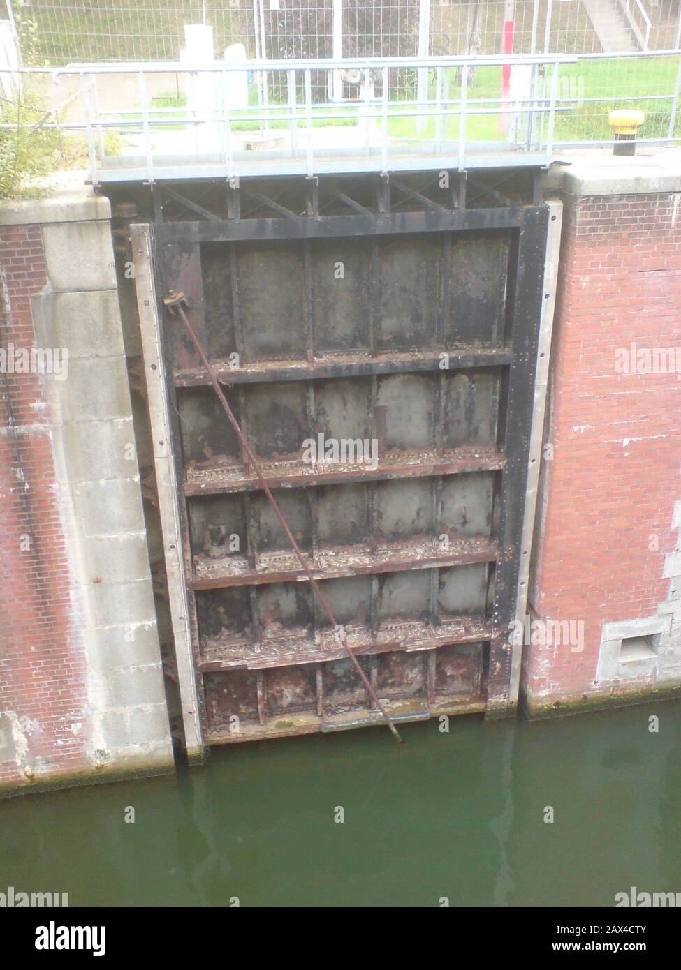 Elegantes Alte Schleuse Strohbrck Ebenbild