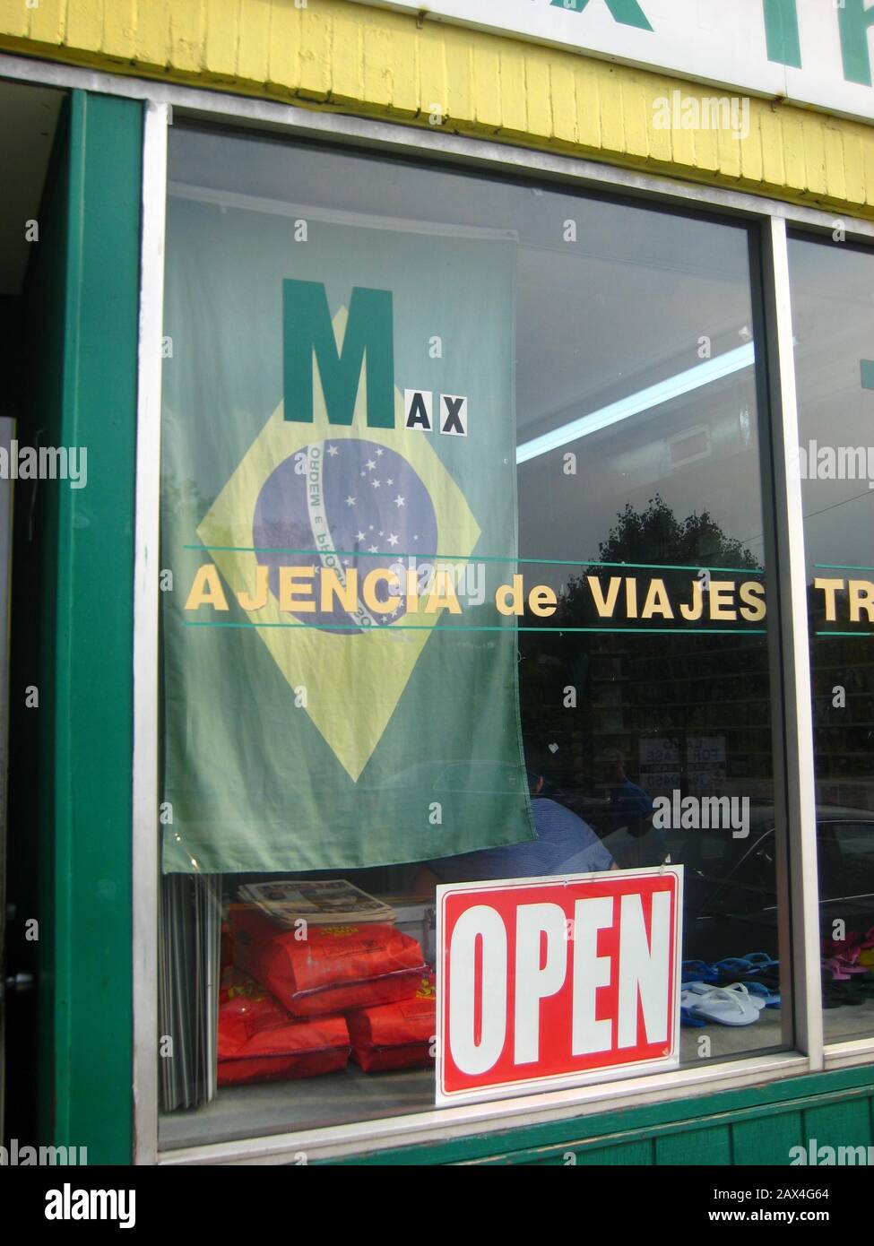 English This En Travel Agency In South Norwood En Massachusetts Employs Portuguese Speaking Agents And Displays The En Flag Of Brazil In Its Store Window October 2008 Photo By John Stephen Dwyer 2 March 2008 Original