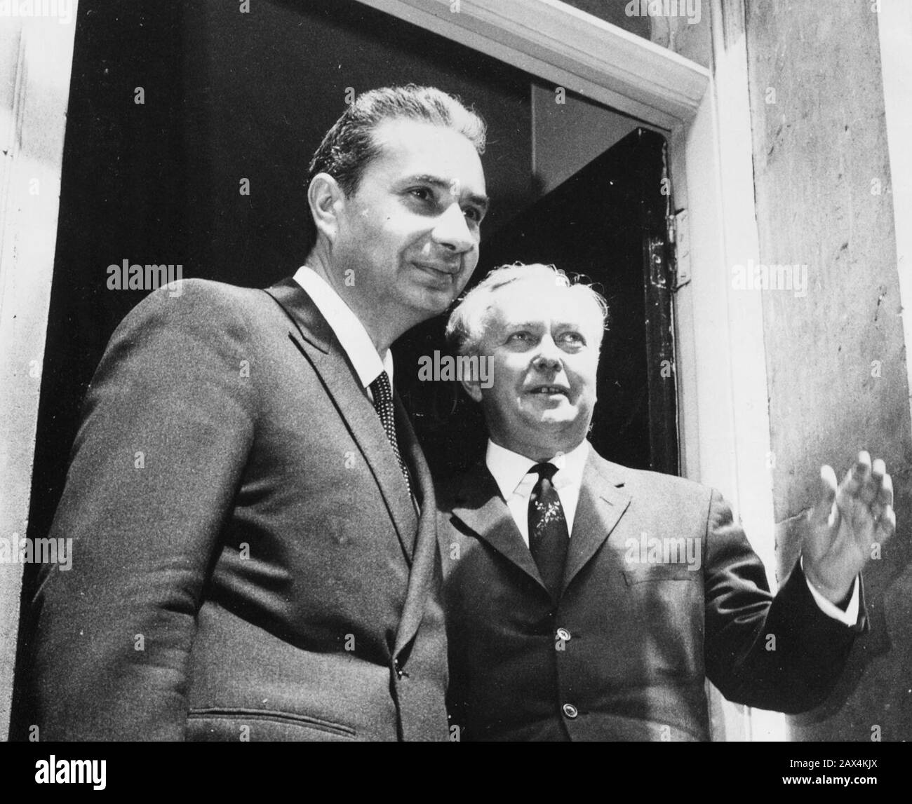 ubrugt stamme rør Page 3 - Aldo Moro High Resolution Stock Photography and Images - Alamy