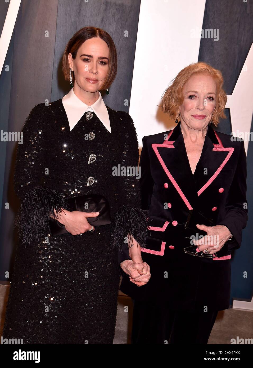 BEVERLY HILLS, CA - FEBRUARY 09: Sarah Paulson and Holland Taylor attend the 2020 Vanity Fair Oscar Party hosted by Radhika Jones at Wallis Annenberg Center for the Performing Arts on February 24, 2019 in Beverly Hills, California. Stock Photo