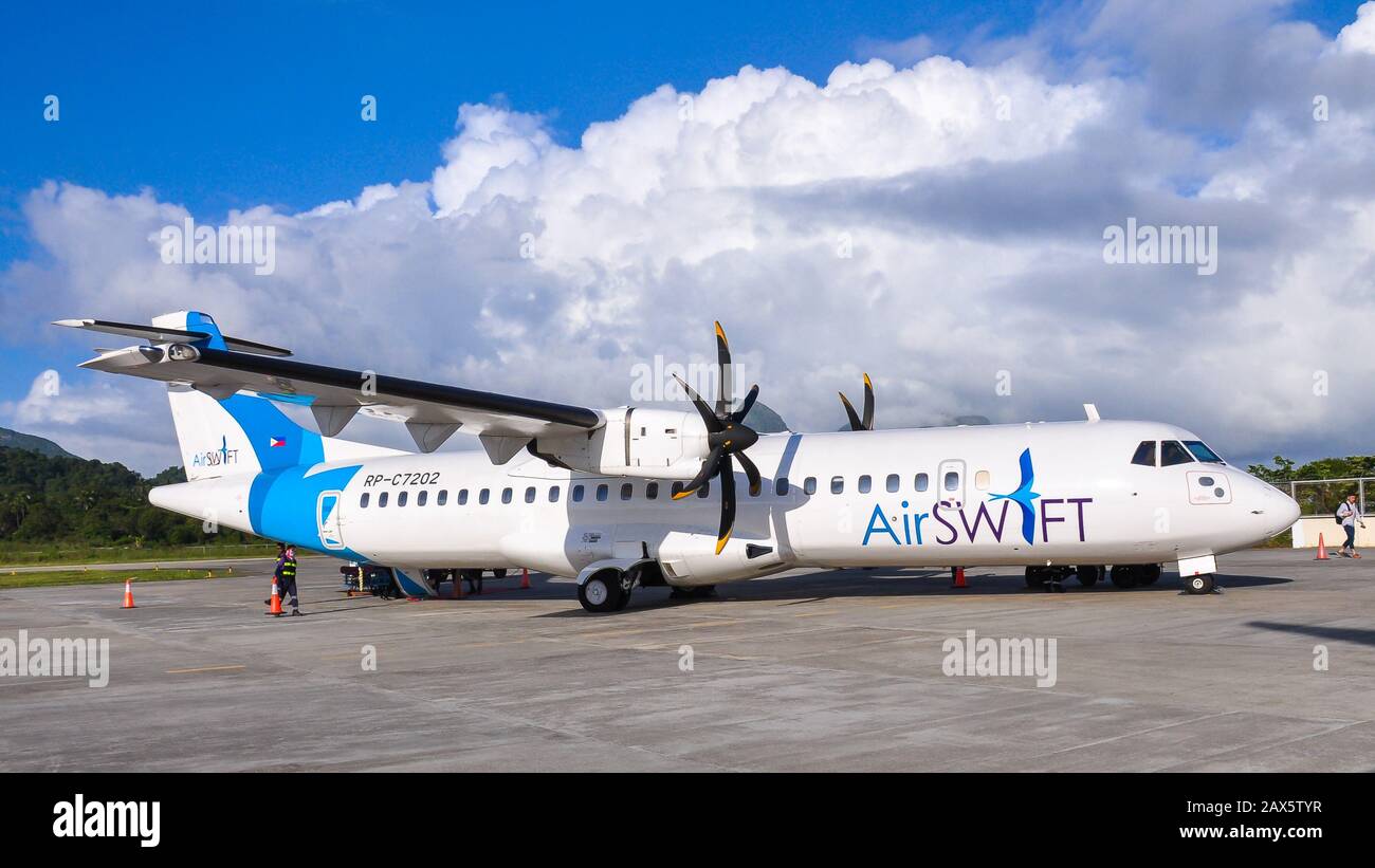 El Nido, Palawan/Philippines - Nov. 19, 2019: AirSWIFT commuter aircraft on tarmac at El Nido Airport, Palawan, Philippines. Stock Photo