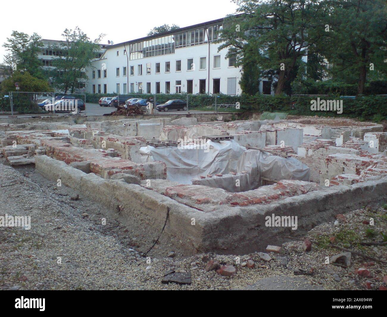 Fundament Des Braunes Haus In Munchen 23 May 2007 Original