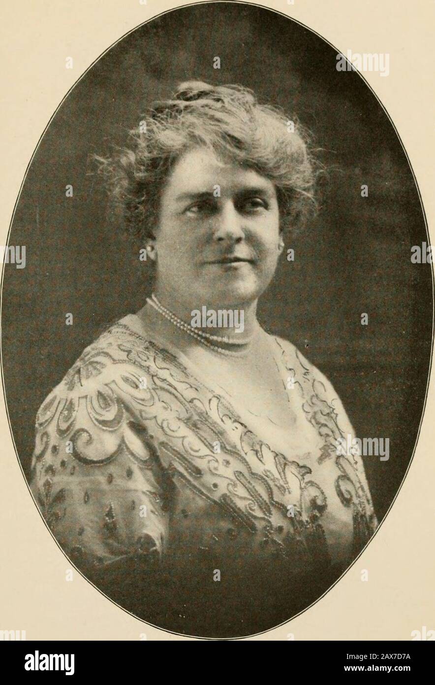 History and genealogy of the Stackpole family . , 28 July 1864 Edward M. Lancaster, who was bom 29March 1832 in Hartford, Me. Dartmouth College. He wasfor forty-one years Master of the Stoughton and GilbertStuart Schools, Dorchester, Mass. He died 13 June 1919. Edward Winslow Lancaster b. 2 March 1866; d. 28 Nov. 1890.Alice Rebecca Lancaster b. in Hyde Park, Mass., 15 Oct. 1869; m. 12 June 1912, James David Aberdein. Contralto Soloist and Lecturer. Res. 1898 Beacon Street, Brookline, Mass.Helen Abbie Lancaster b. 28 Jan. 1879 in Hyde Park, Mass. 228Rev. Stephen Henry Stackpole (Reuben^ Absalom Stock Photo