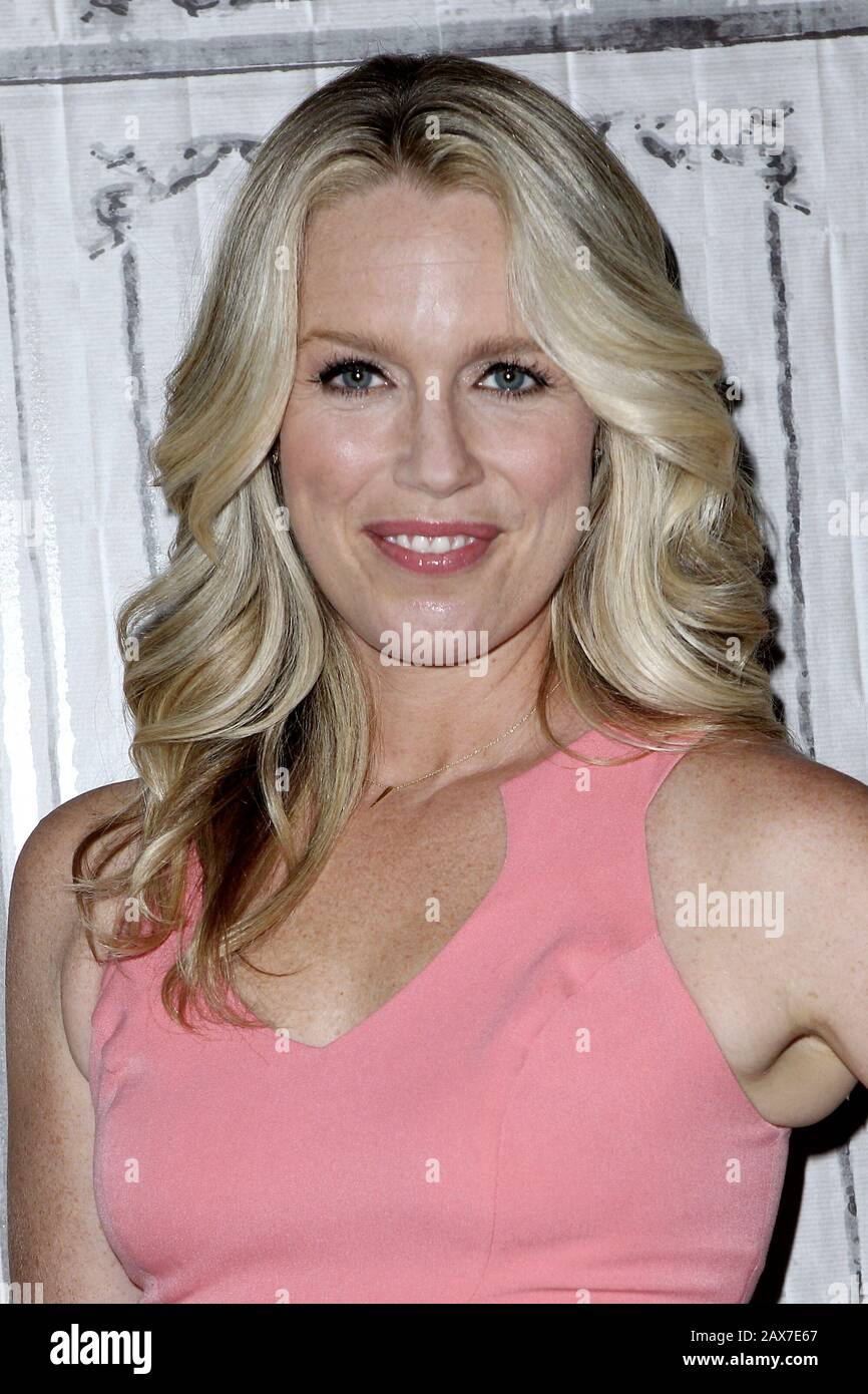 Jessica st clair hires stock photography and images Alamy