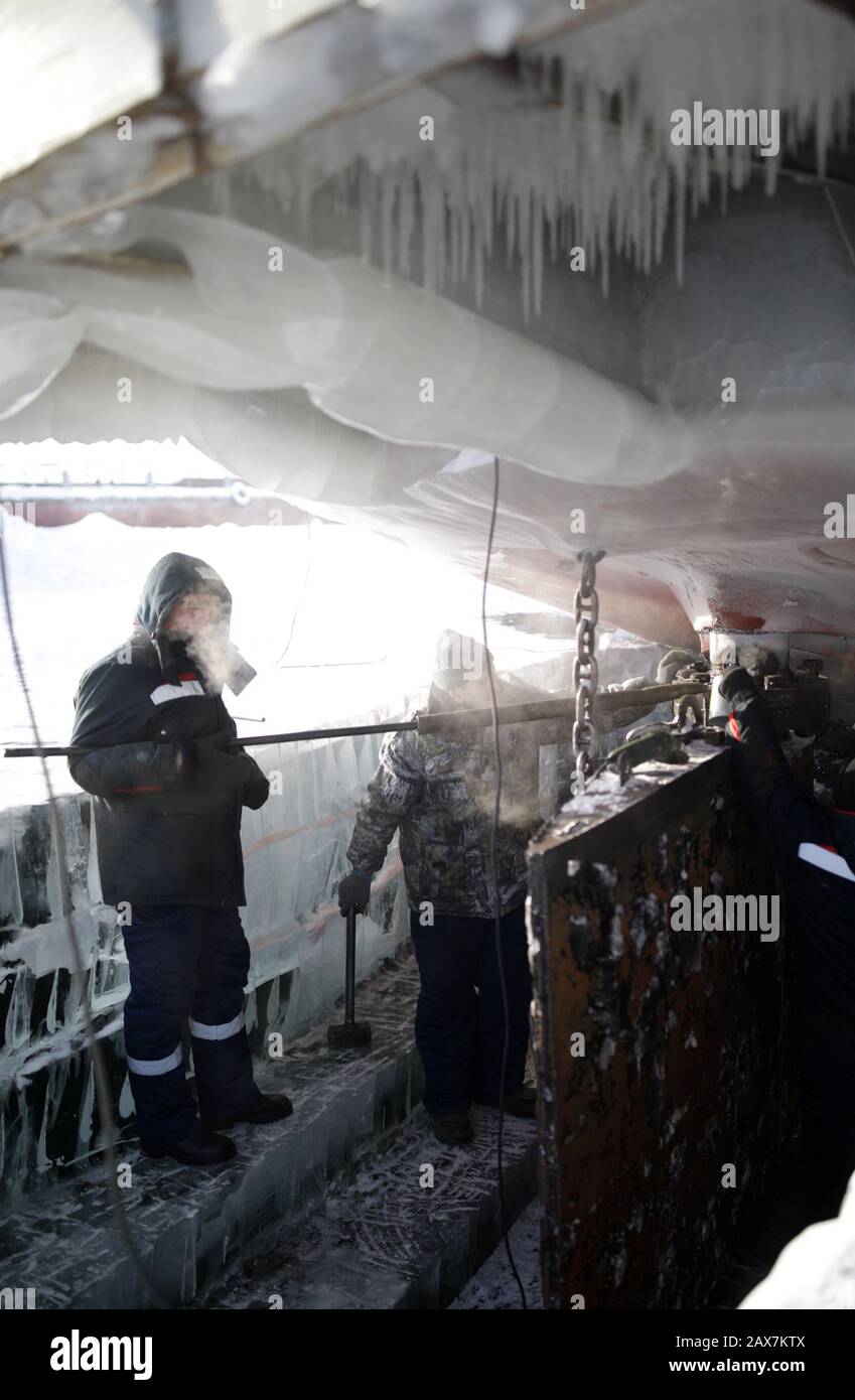 Ice Check In High Resolution Stock Photography and Images Alamy