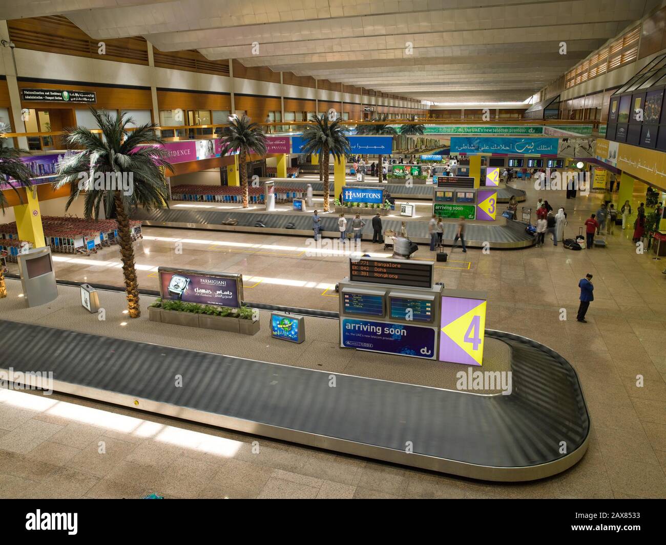 Luggage carousel at Terminal 1, Dubai Airport. Dubai, UAE Stock Photo