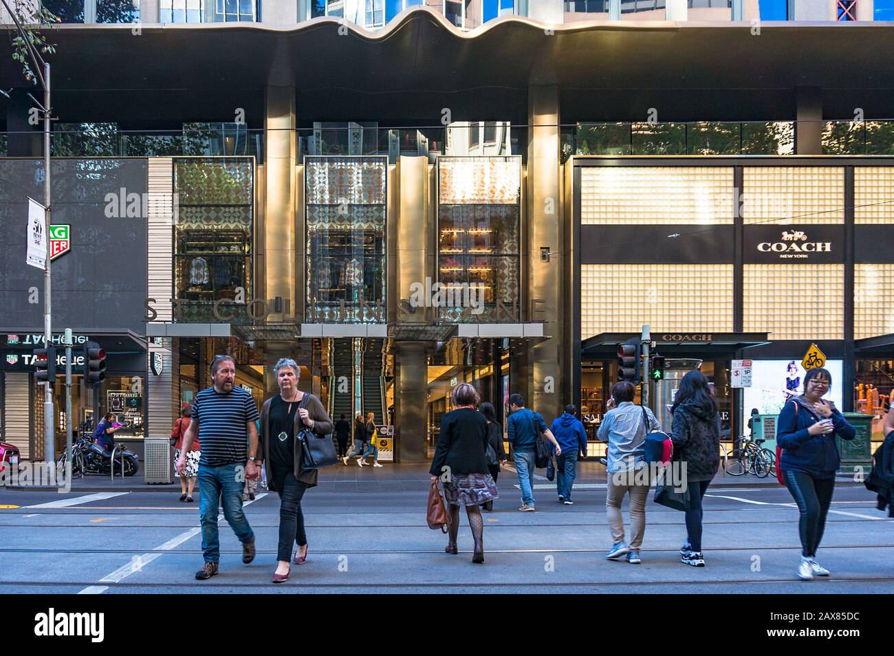 Australia, Melbourne city street people walking and shopping Stock Photo -  Alamy