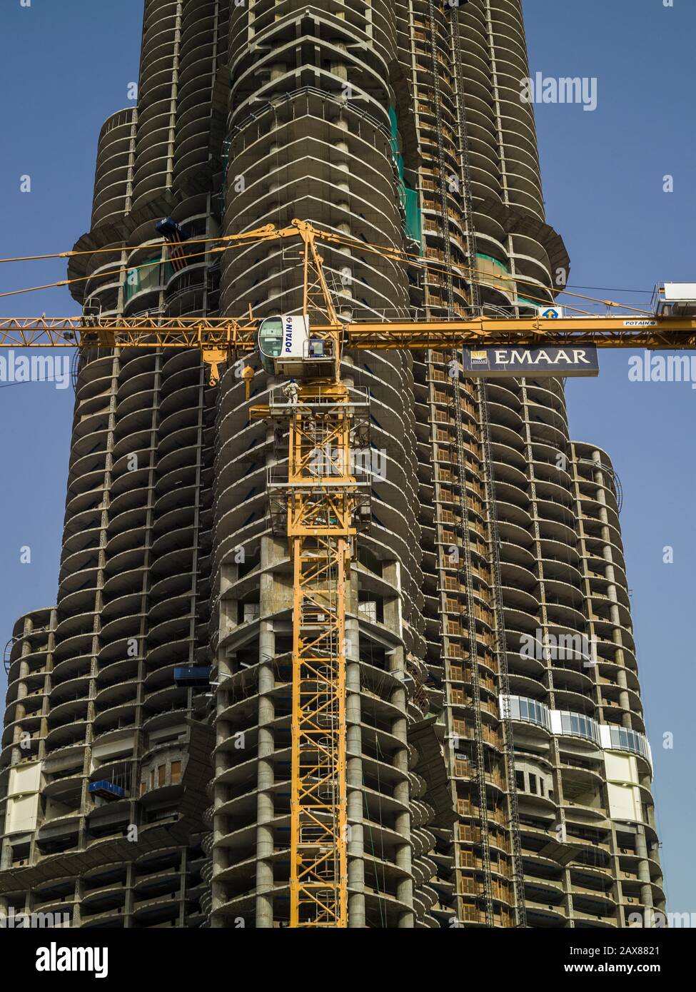 Burj Khalifa Construction Dubai UAE Stock Photo Alamy