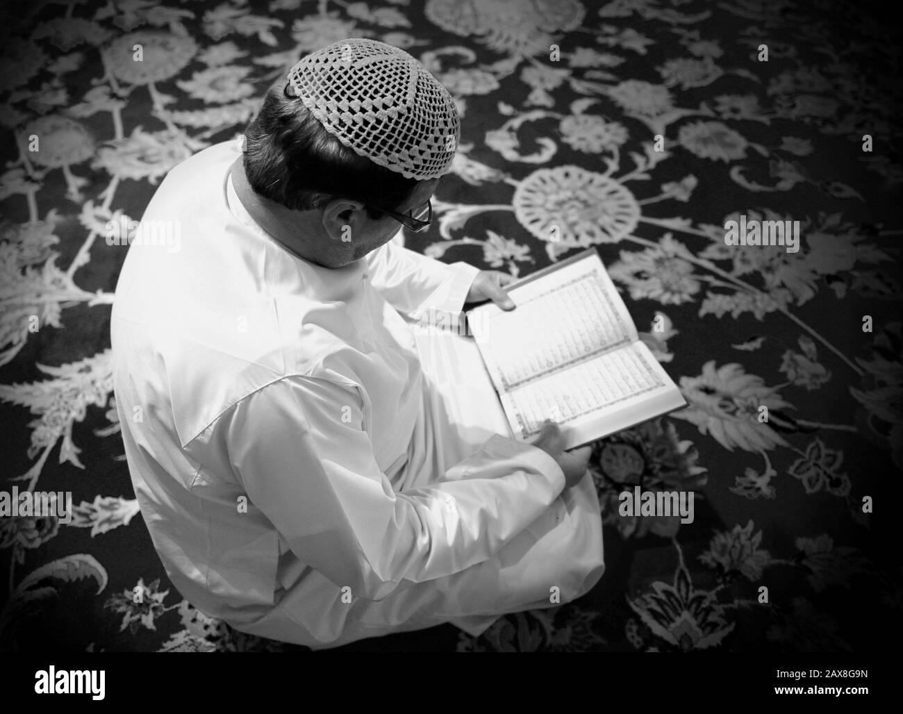 Arab states of the gulf Black and White Stock Photos & Images - Alamy