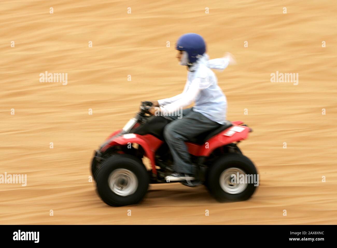Dune buggy uae hi-res stock photography and images - Alamy
