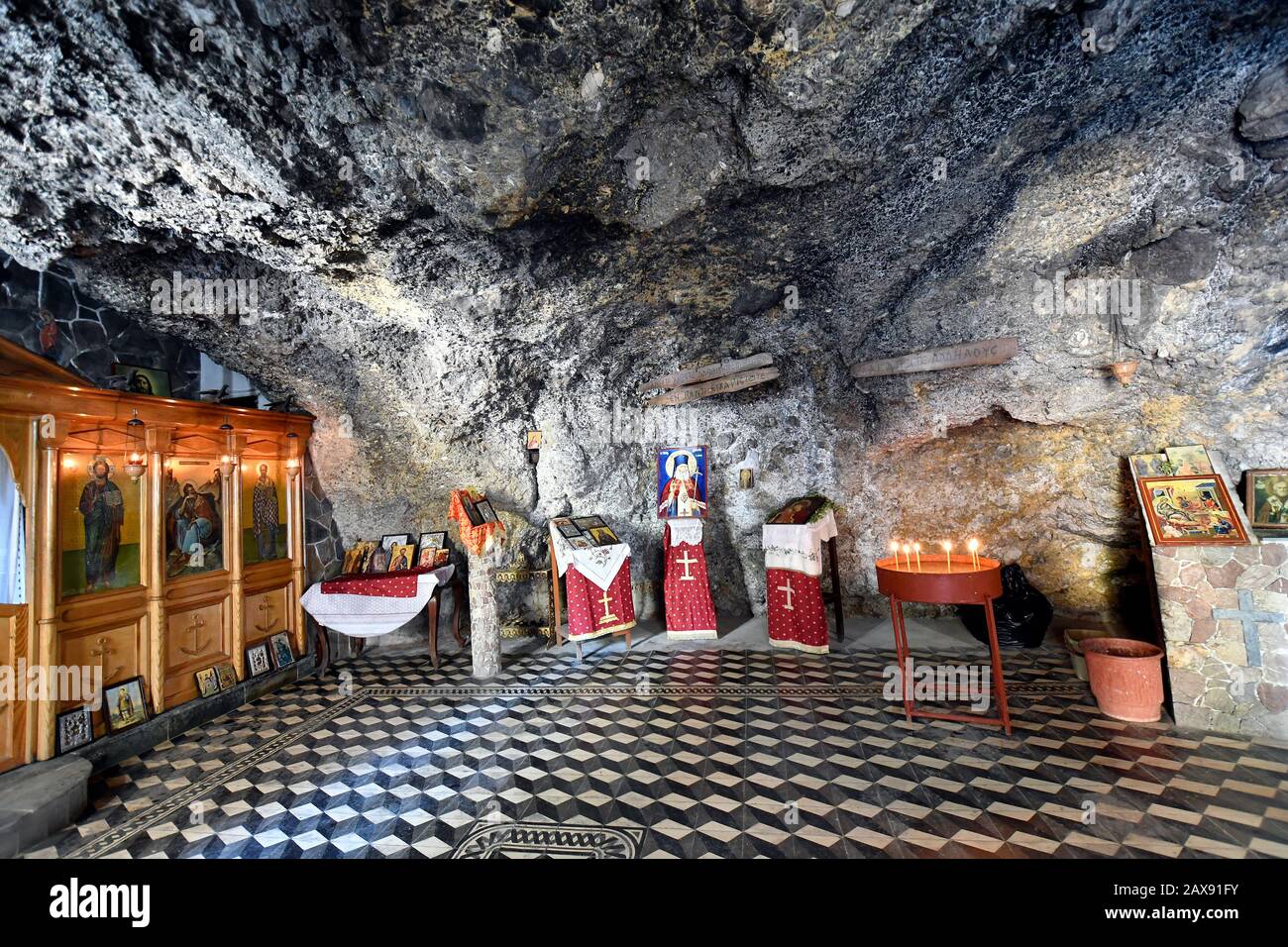 Greece, inside cave church of St. Agios Ioannis aka Saint John in Kissamos  Stock Photo - Alamy