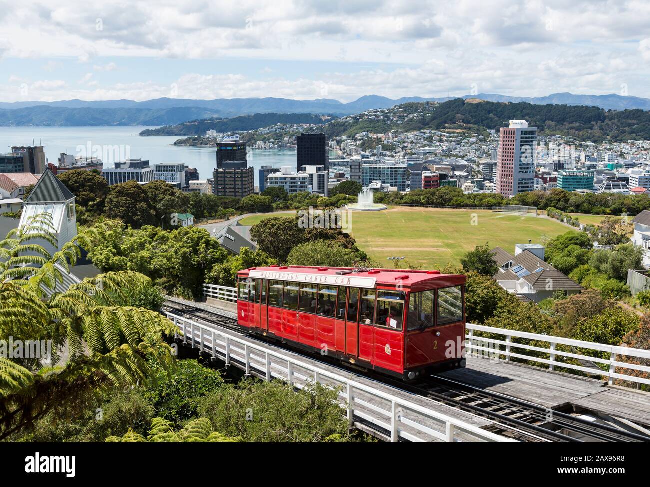 Wellington cable car leaves Kilburn, New Zealand Stock Photo