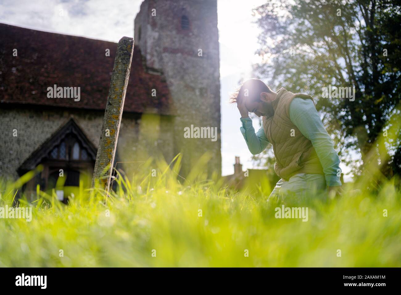 Sad lonely young black man hi-res stock photography and images - Alamy
