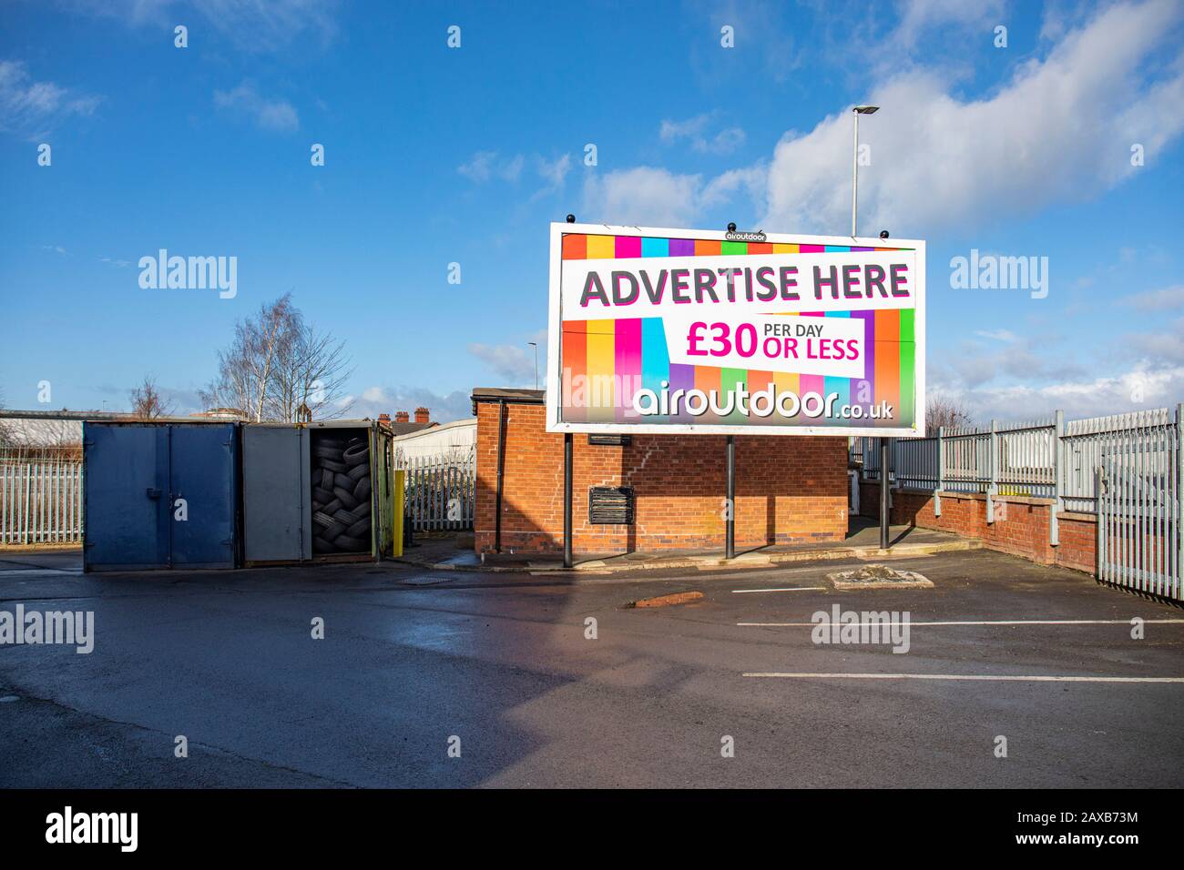 Airoutdoor billboard asking to advertise here for £30 per day or less Stock Photo