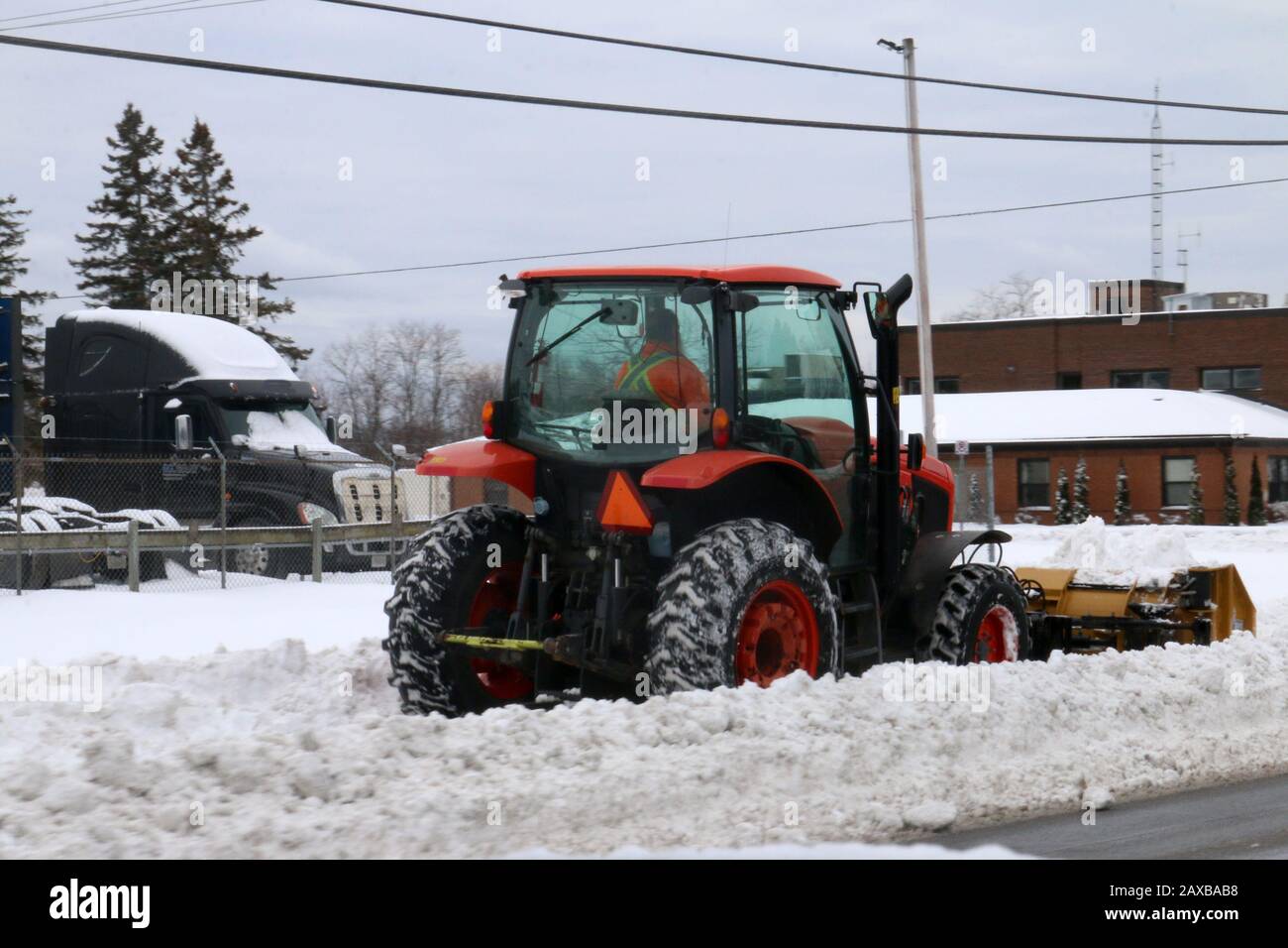 Cleaning up after a storm hi-res stock photography and images - Alamy