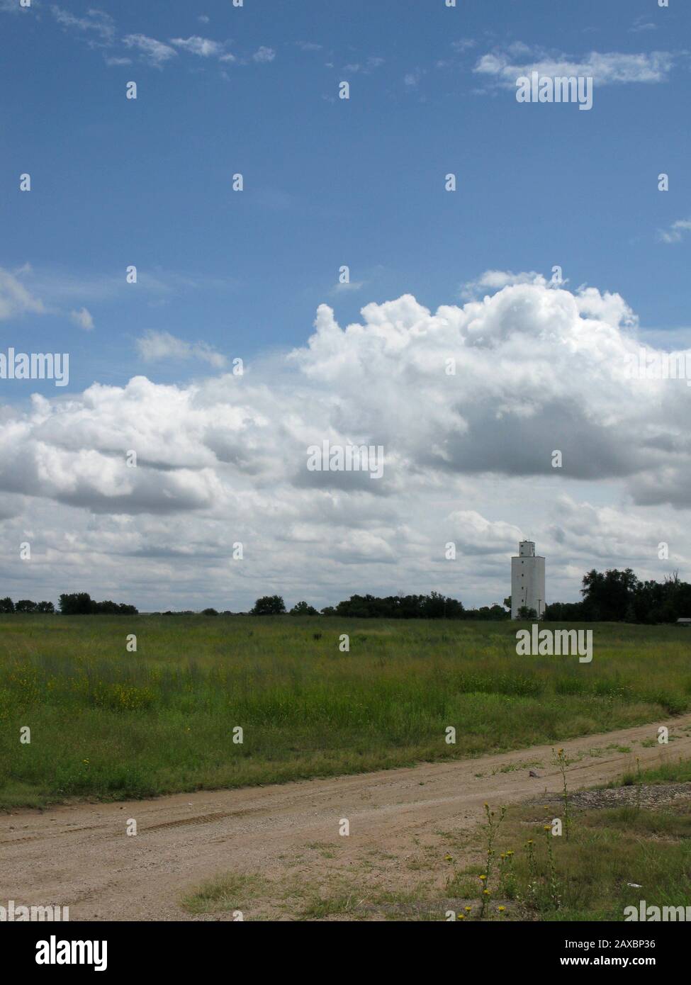 Tornado alley kansas hires stock photography and images Alamy