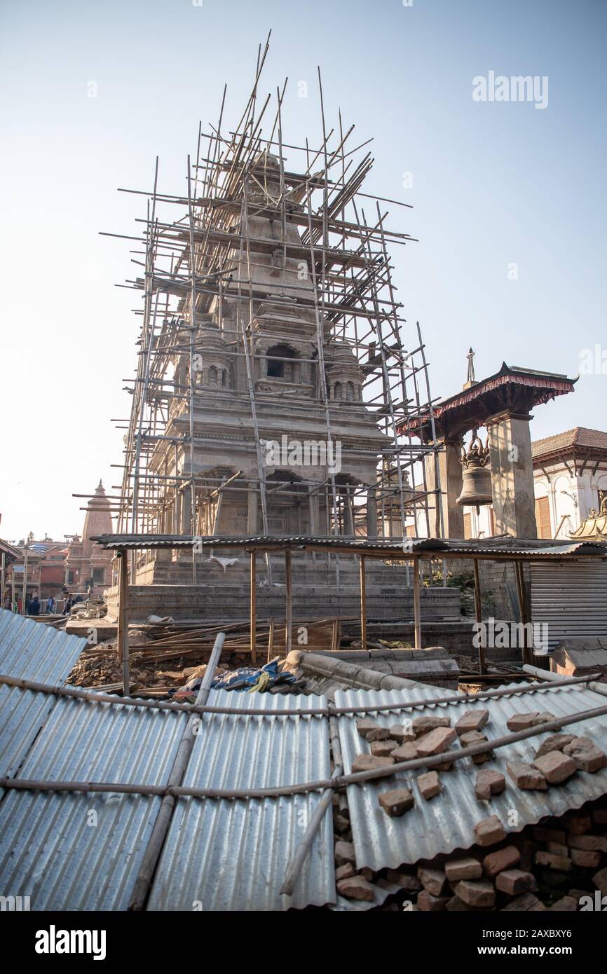 Kathmandu, Nepal. 04th Feb, 2020. A building on Durbar Square is being rebuilt after it was damaged by the earthquake. About five years after the severe earthquake in Nepal, Büdenbender travels to the Himalayan country as patroness of Unicef. Credit: Sina Schuldt/dpa/Alamy Live News Stock Photo