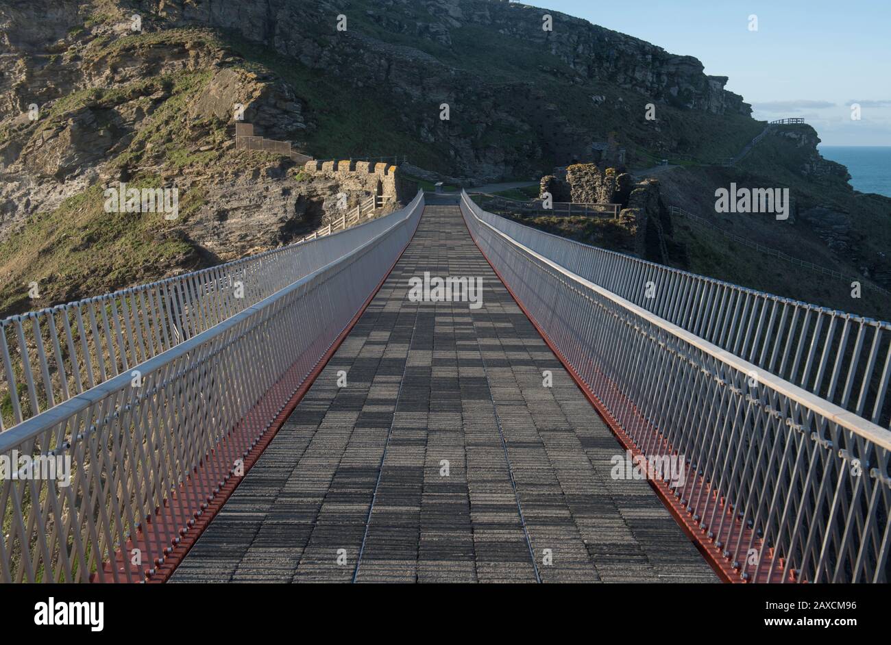 Steel Cantilever Footbridge Linking The Ruins of Tintagel Castle to the Village of Tintagel on the North Cornish Coast in Cornwall, England, UK Stock Photo