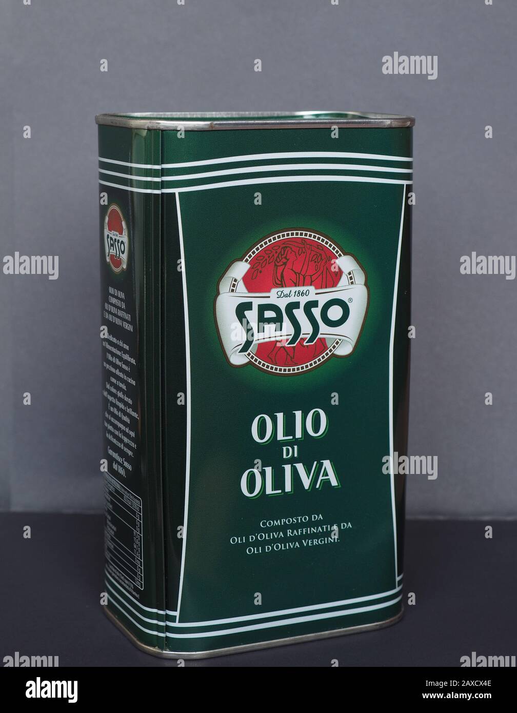 FLORENCE, ITALY - CIRCA JANUARY 2020: Olio Sasso Italian olive oil tin can  Stock Photo - Alamy