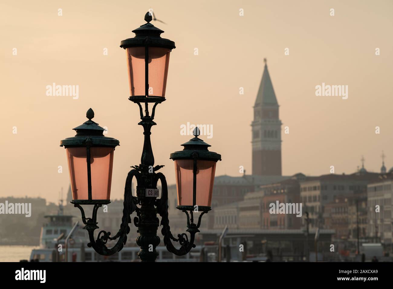 Venice Lantern Lanterns Italy High Resolution Stock Photography and Images  - Alamy