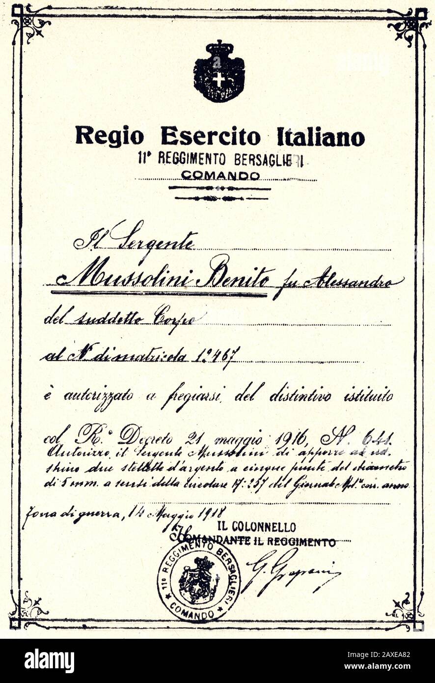 1918 , 14 marzo  , ITALY : The italian Fascist Duce BENITO MUSSOLINI ( Predappio, 29 july 1883 – Giulino di Mezzegra, 28 april 1945 ) , at last of  the Great War in military Bersaglieri corps obtain the graduation of SERGENT   - POLITICA - POLITICO -  ITALIA - POLITIC - portrait - ITALY - FASCISMO - FASCISM - FASCISTA - ITALIA   - personality personalities when was young  - personalita' da giovane giovani - BERSAGLIERE - divisa uniforme militare - baffi - moustache - WWI - WORD WAR I  - Prima Guerra Mondiale - Grande Guerra - BERSAGLIERE - BERSAGLIERI ---  Archivio GBB Stock Photo