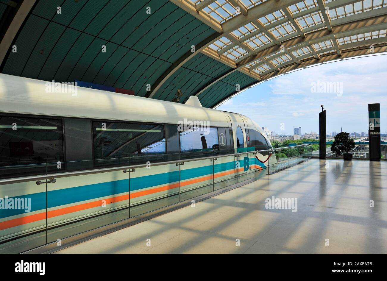 Maglev train waits at Longyang road station, Shanghai, China Stock ...