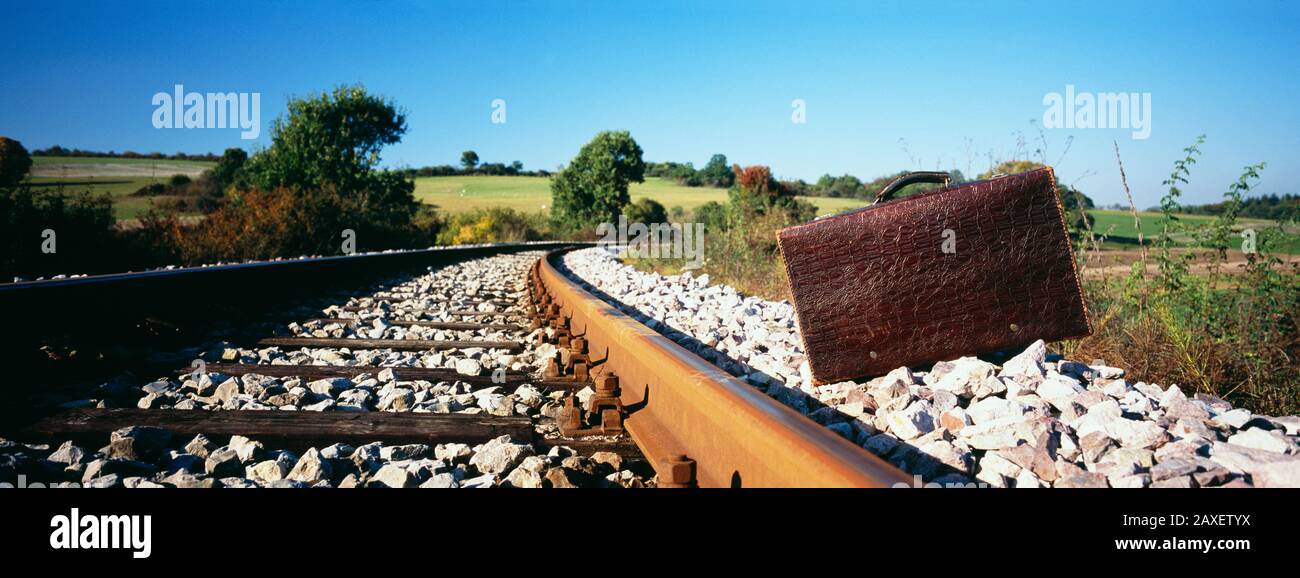 Horizontal railroad track hi-res stock photography and images - Alamy