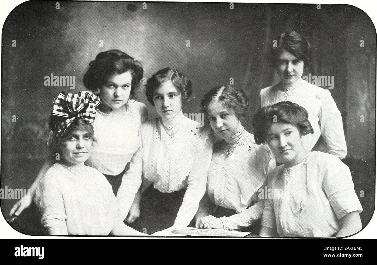 Iris 1912 . OKLAHOMA CLUB Illinois Club Colors: Blue and Gold ? floicrr: Golden-Rod .Uo«().-?• Were loyal lo you, Illinois OFFICERS Ai.MA WusT President Alta Irene Elliott Vice President : RiTii Peterso.n Secretary and Treasurer MEMBERS Alta Elliot Carn.i Emjia Wells Murphysboro Jenxette Lvnd Springfield Lena Wust Carmi IUth Peterson Cairo Alma Wist Carmi. ILLINOIS CLUB Missouri Club Colors: Pink and White ViKGIXIA McDeARMON Louise Scearce .... ADEL.UDE RlI.«SELL Floiver: Wild Rose Motto: Seeing is believingOFFICERS Virginia McDe-armonLouise Scearce .Adelaide Russei.i. President Vice President Stock Photo