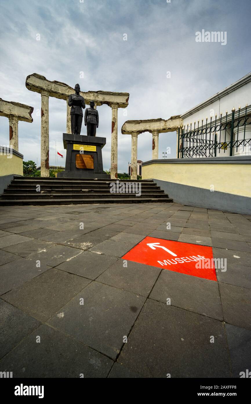 Heroes Monument and Museum in Surabaya, East Java, Indonesia Stock ...