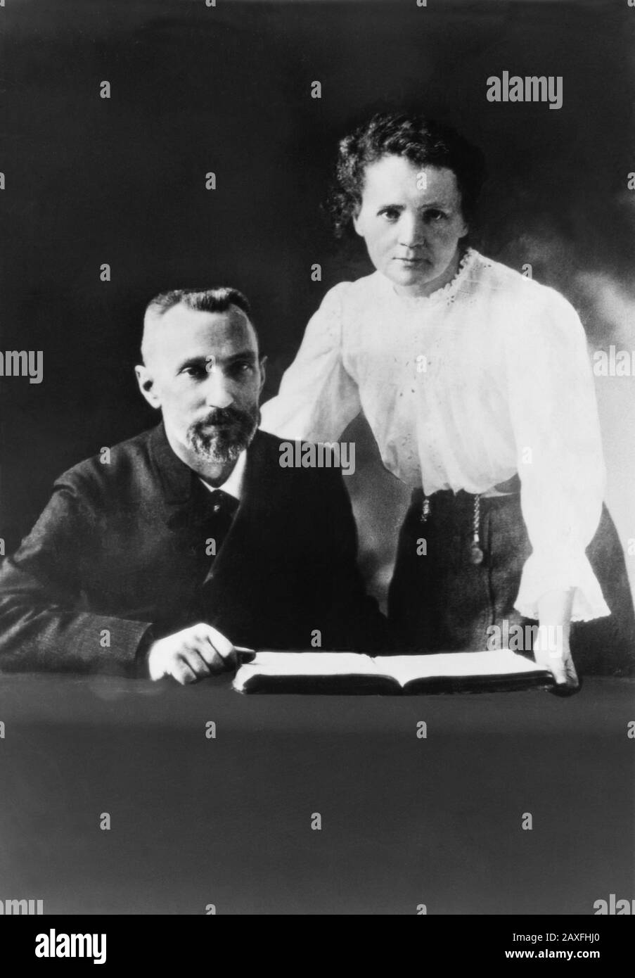 1899 ca , Paris , France : The celebrated physicist and chemist polish-born  MARIE  CURIE ( born Maria Sklodowska , 1867 - 1934 ), with housband , the physicist  PIERRE CURIE ( 1859 – 1906 ), a pioneer in crystallography, magnetism, piezoelectricity and radioactivity . He shared the 1903 Nobel Prize in physics with his wife Marie Curie , and Henri Becquerel, ' in recognition of the extraordinary services they have rendered by their joint researches on the radiation phenomena discovered by Professor Henri Becquerel '  - foto storiche - foto storica  - scienziato - scientist  - portrait - ritrat Stock Photo