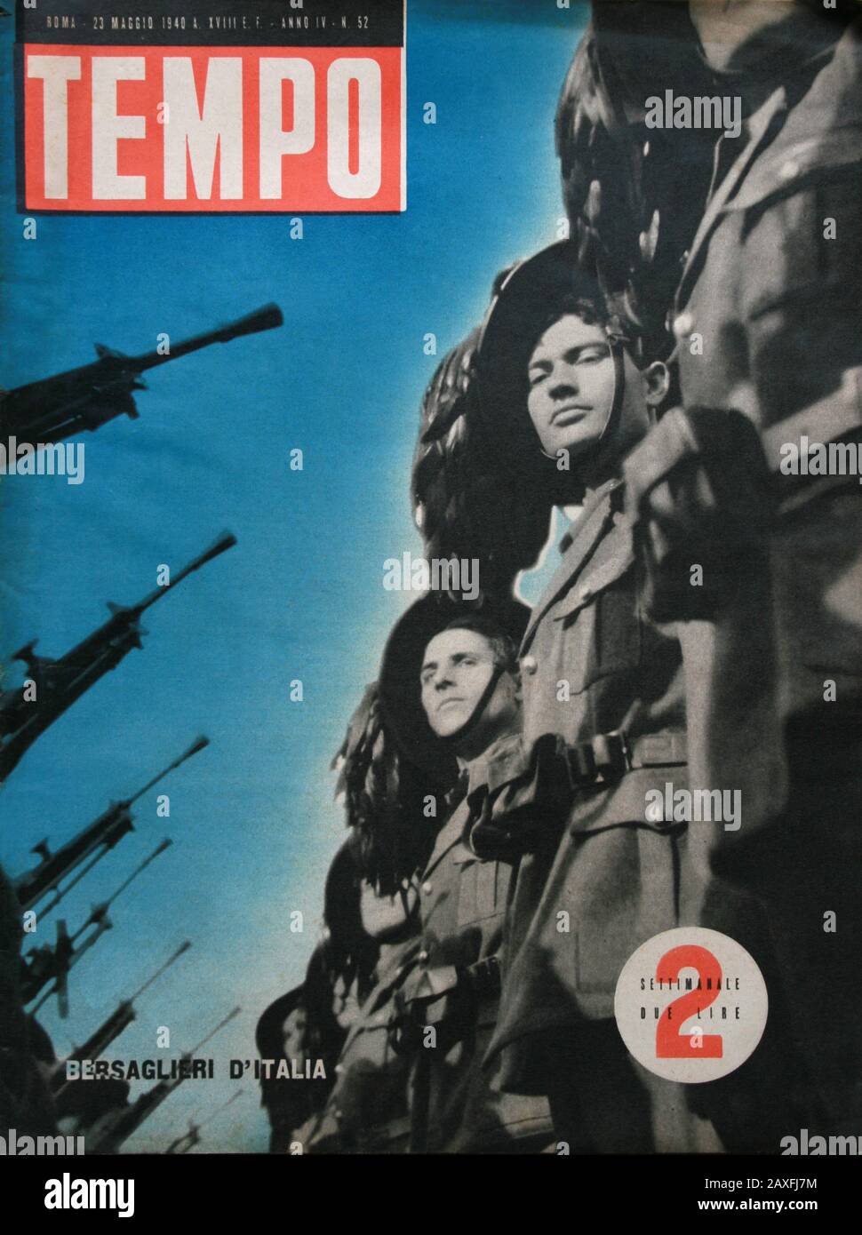 1940 , ITALY : The italian illustrated magazine TEMPO with BERSAGLIERI on cover , 23 may 1940 - ritratto - portrait - POLITICA - POLITICO -  ITALIA - POLITIC - portrait - ITALY - FASCISMO - FASCISM - FASCISTA - FASCIST - PROPAGANDA -  ITALIA - ANNI QUARANTA - '40 - 40's - copertina - rivista illustrata - ARTS - ARTE  - military uniform - divisa militare uniforme - WW 2nd - WWII - SECONDA GUERRA MONDIALE - BERSAGLIERE - MILITARI - illustration - illustrazione ---  Archivio GBB Stock Photo