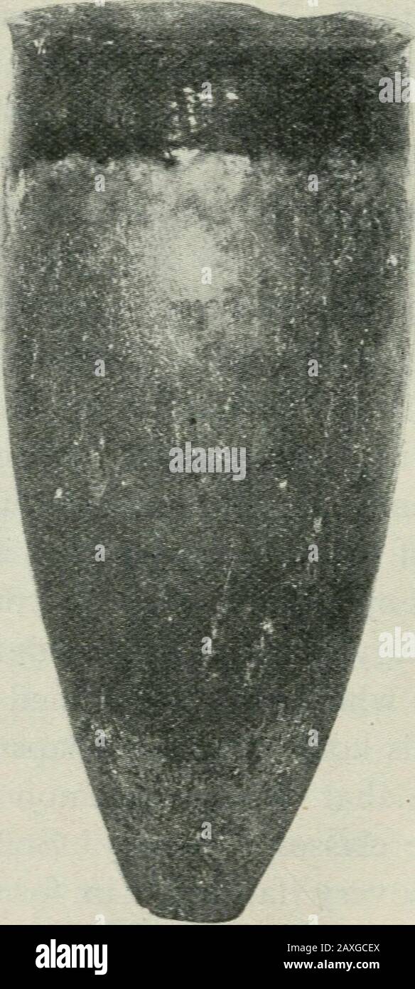 Manual of Egyptian archæology and guide to the study of antiquities in EgyptFor the use of students and travellers . 286 THE INDUSTRIAL ARTS. craftsmen when once exercised in this direction wasunbounded, and they adapted everything to theirpurpose—granite, diorite, breccia, pink jade, alabaster,. Fig. 242.—Black-topped pottery. a soft Hmestone adapted for fine work, and a materialeven more easily worked, namely, pottery paintedand glazed. Although the art of modelling, decorating, andfiring pottery was never carried to such perfection POTTERY 287 in Egypt as it was in Greece, it was not for th Stock Photo