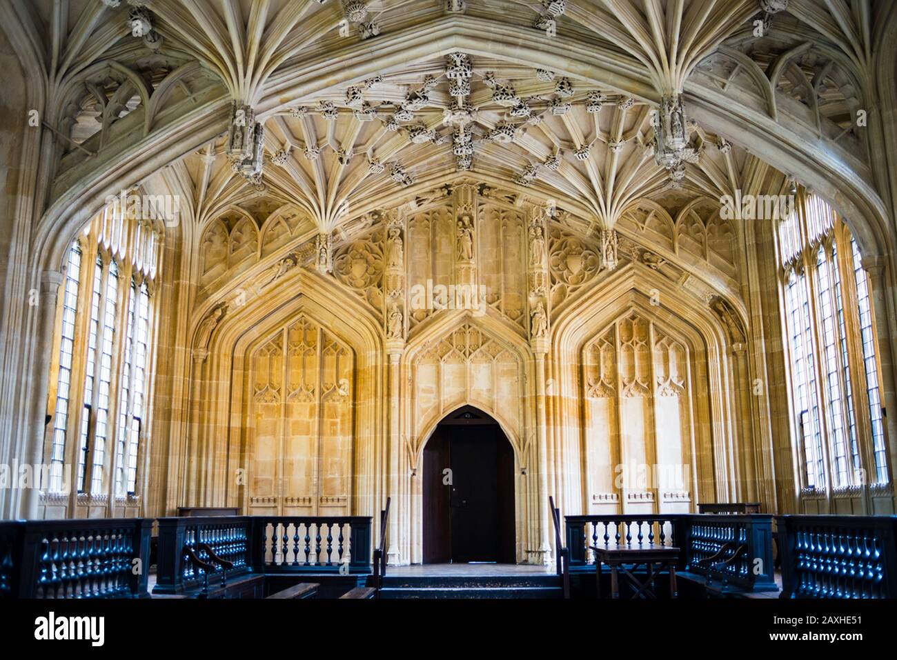 Oxford University Divinity School where lectures, oral exams and ...