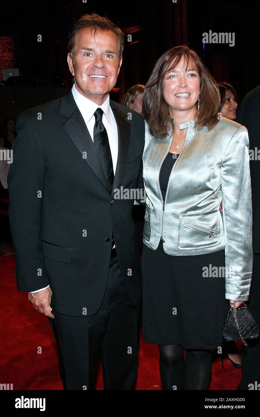 new-york-ny-usa-16-september-2008-mike-jerrick-linda-eenya-at-the-ninth-annual-new-yorkers-for-children-gala-at-cipriani-42nd-street-credit-steve-mack-alamy-stock-photo-alamy