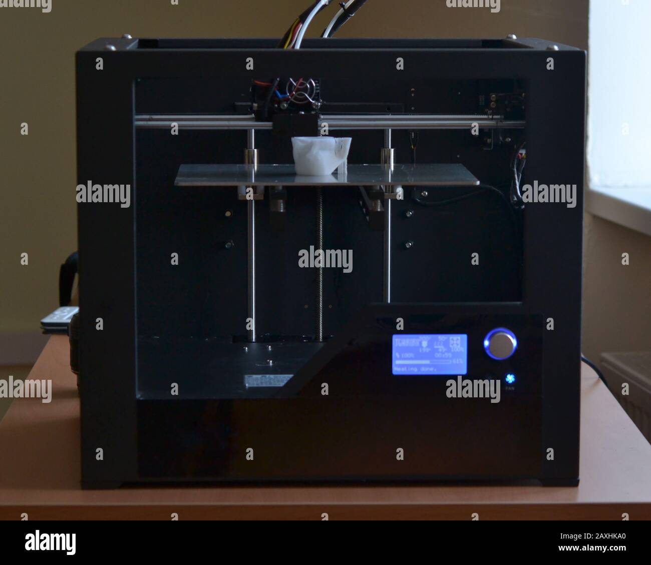Objects printed by 3d printer. Automatic three dimensional 3d printer ...