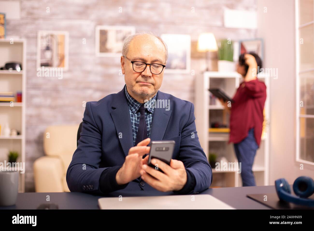 Old man using new hi-res stock photography and images - Alamy