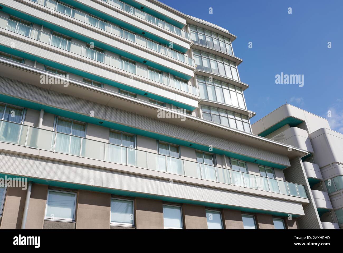 Modern hospital exterior hires stock photography and images Alamy