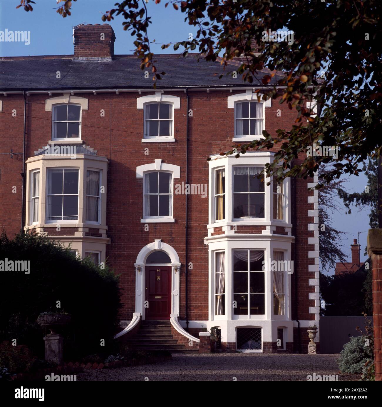 Large freestanding house in city Stock Photo Alamy