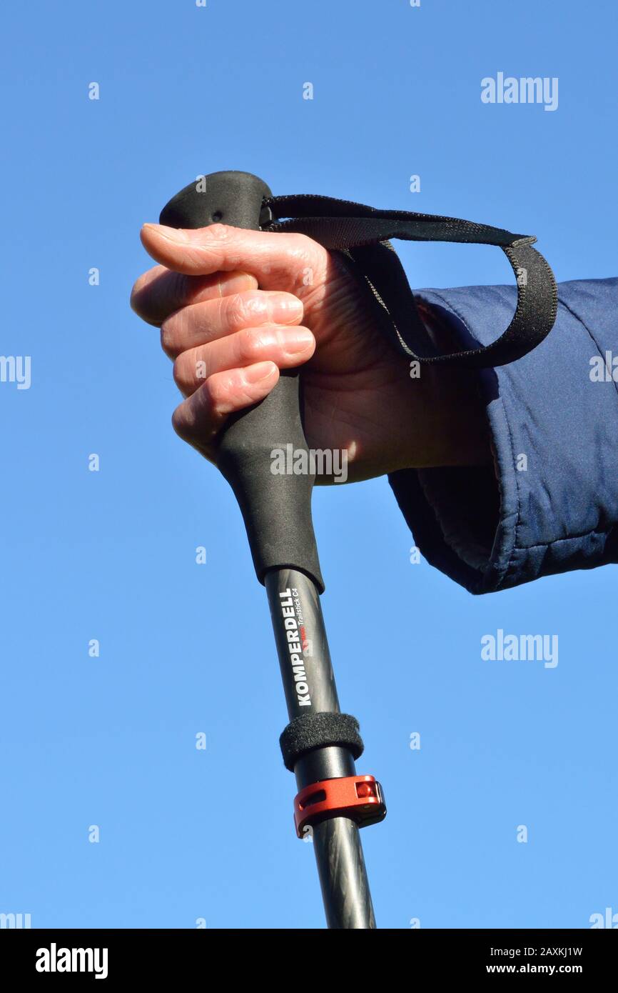 komperdell peak blue