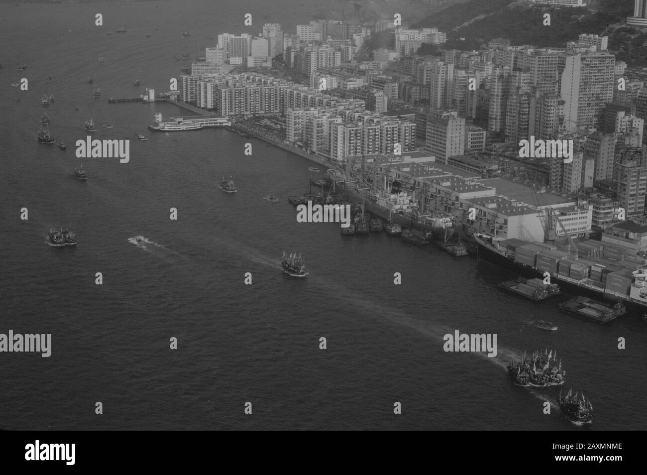 Enveloppe Premier Vol Hong Kong - Francfort 1971, Lufthansa 747, Philatélie Aviation