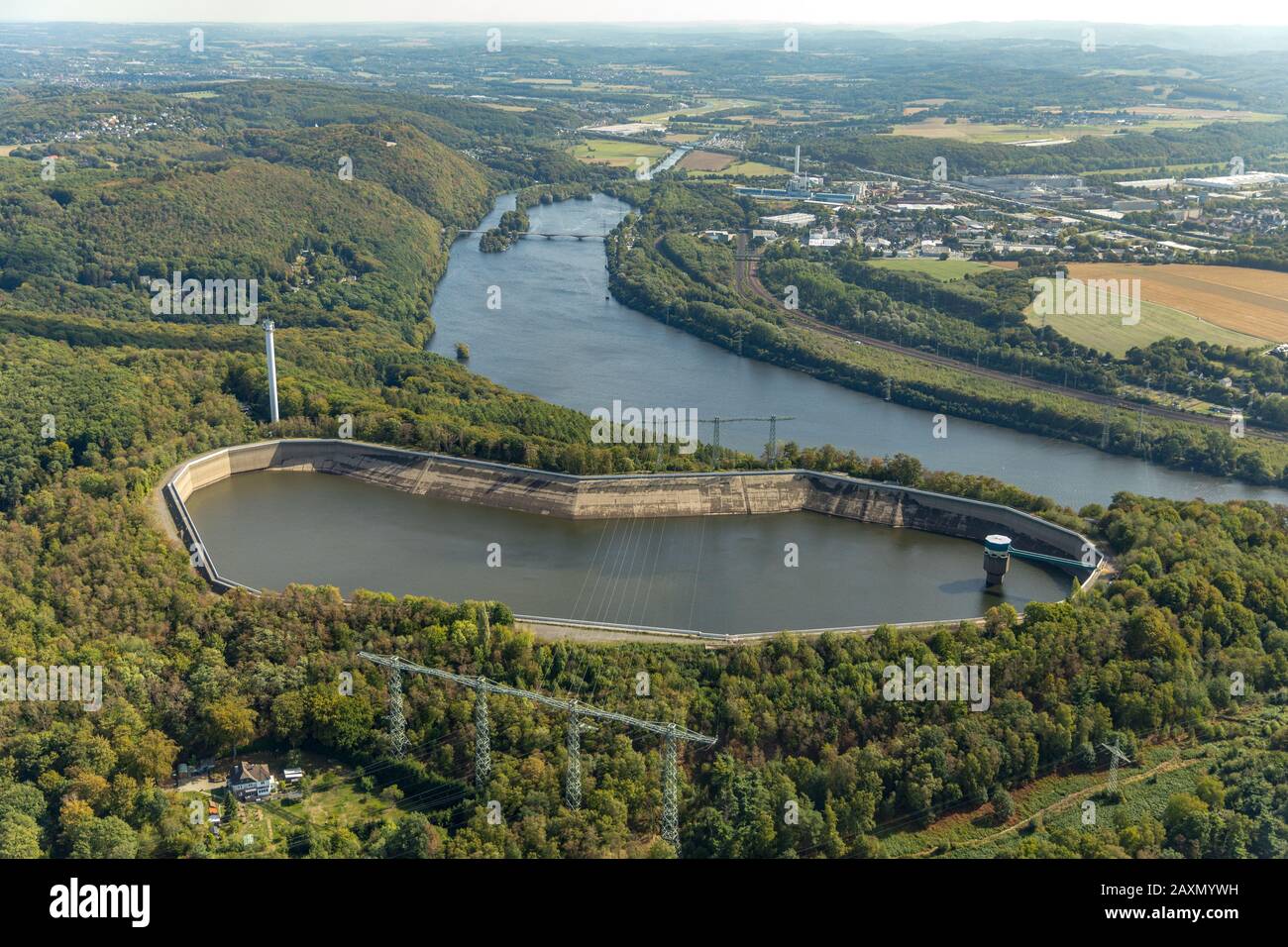 Aerial picture, Hengsteysee, in the ship angle in focus corner she goes on reorganisation, diagonal lift between sliding-sleeve house and shore should Stock Photo