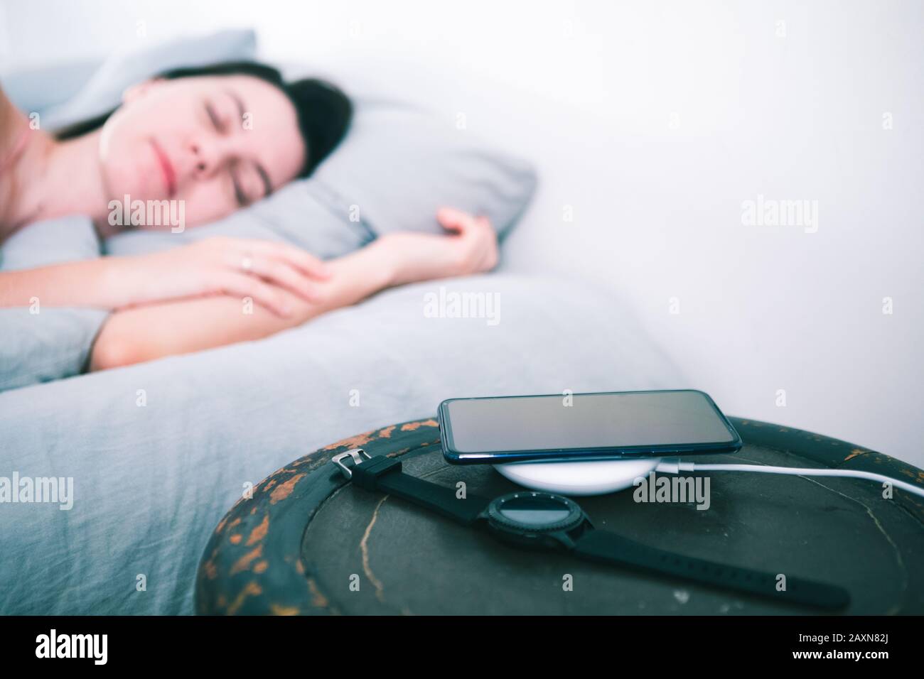 Phone charger bed hires stock photography and images Alamy
