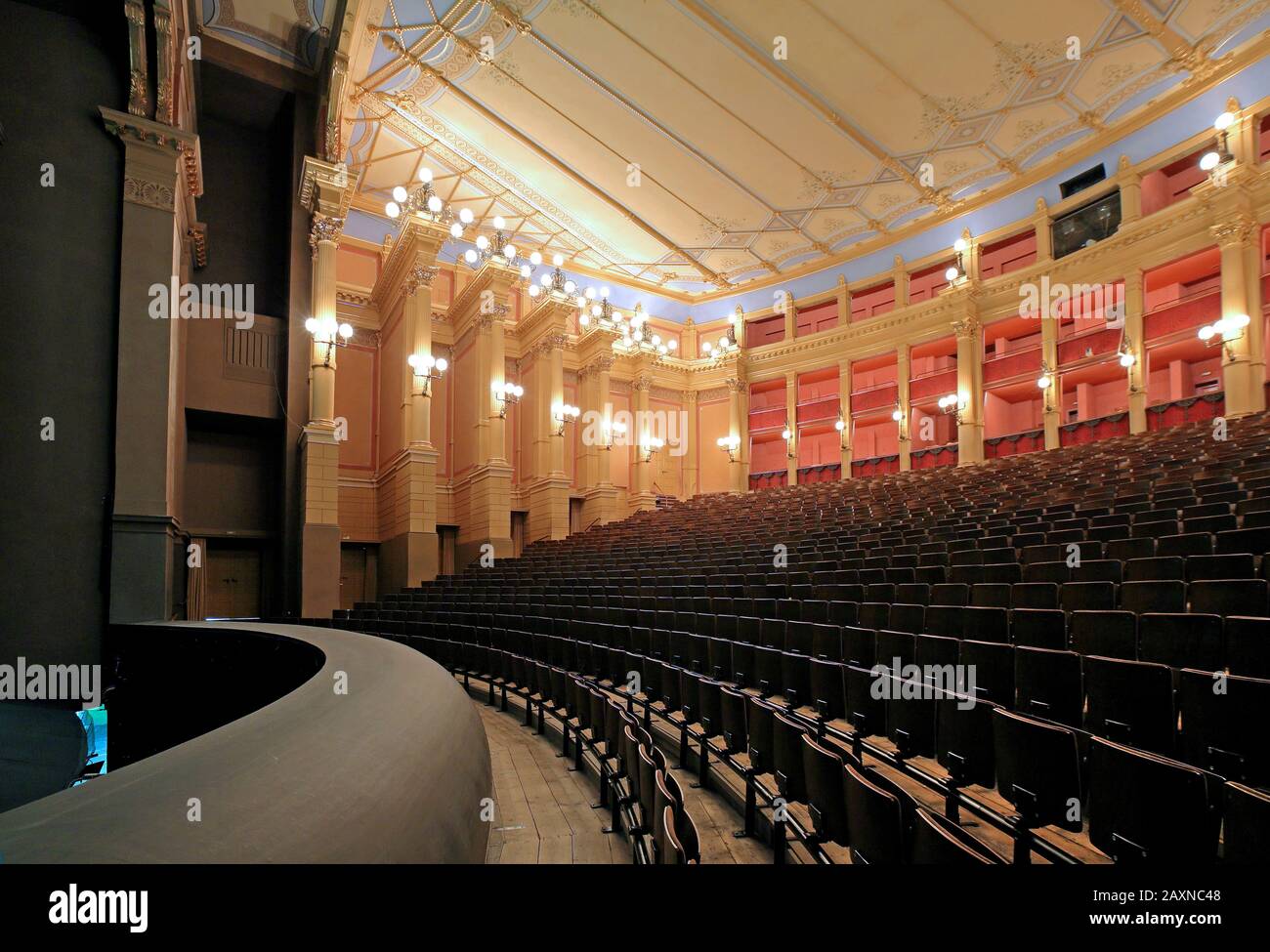 Covered orchestra pit and theatrical hall in the Richard Wagner-festival  performance house on the green hill, Bayreuth, Upper Franconia, Franconia,  Ba Stock Photo - Alamy