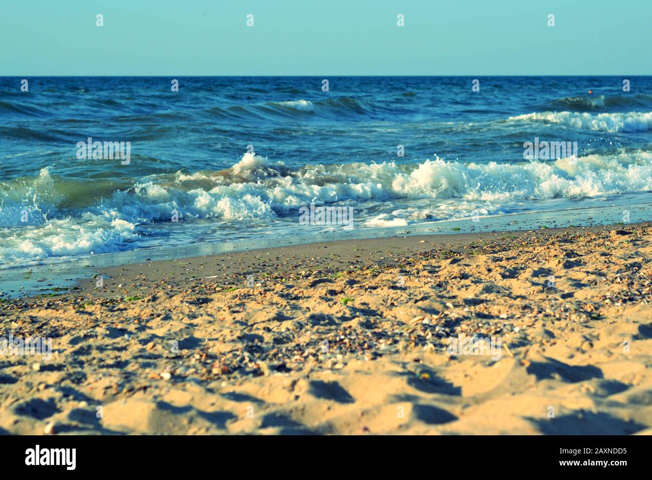 Clear sunny day at the beach hi-res stock photography and images - Alamy